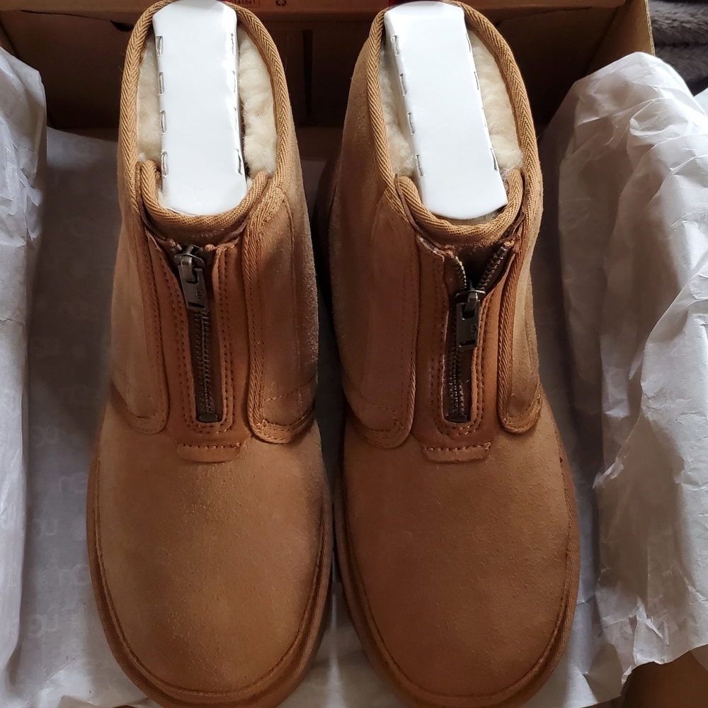 Ugg neumel platform zip